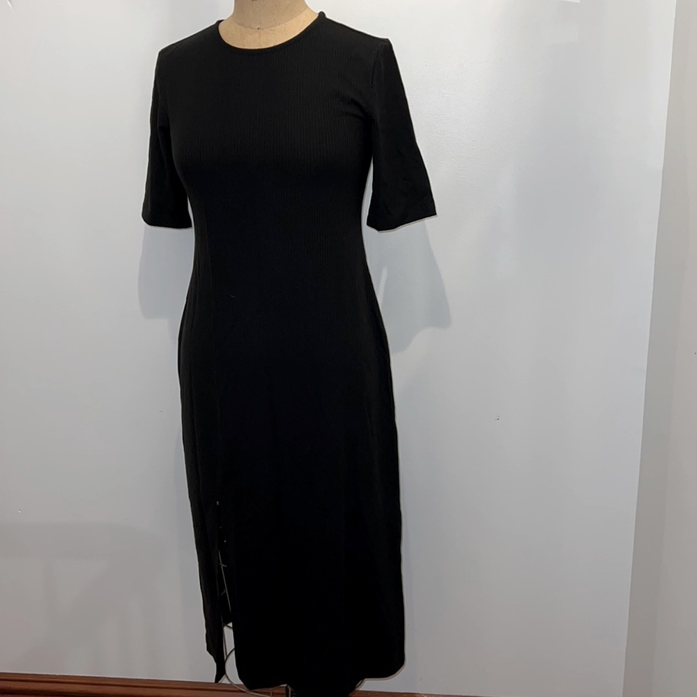 Black Midi Dress Ribbed Fabric 1/2 Sleeves w/ Slit M